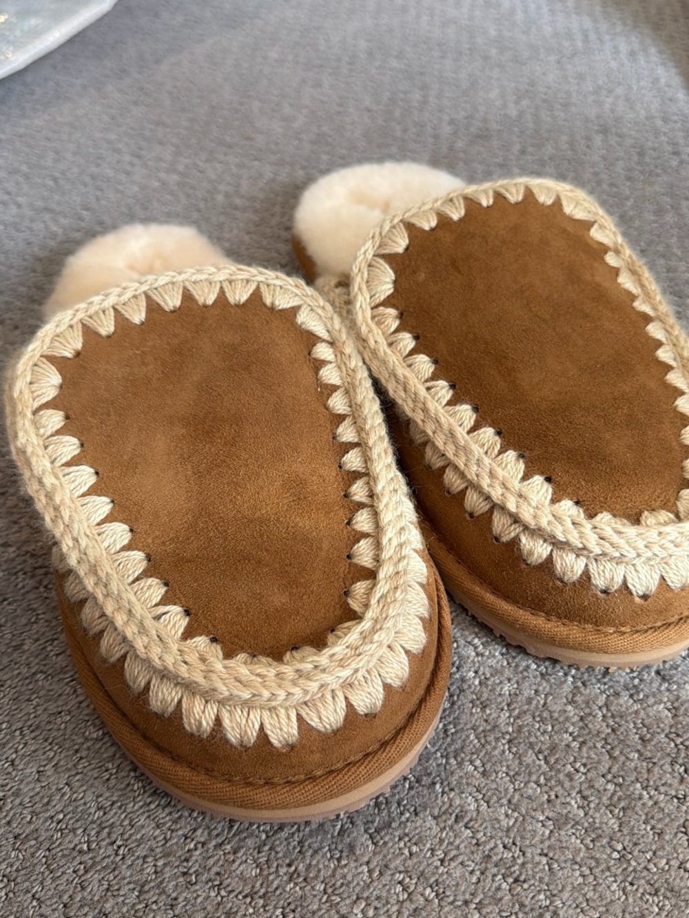 Mou Chestnut Suede Shearling-Trim Mule Slippers